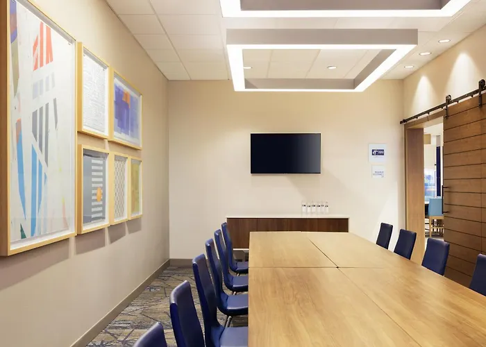 Holiday Inn Express Layton - I-15 By Ihg
