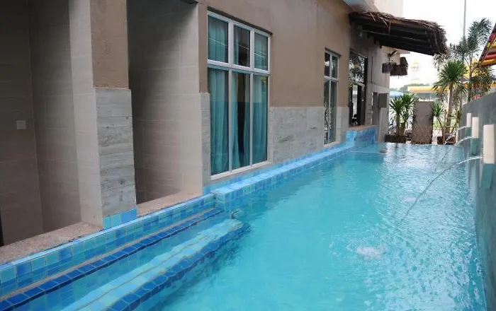 Sea Lion Firefly Concept Hotel Kuala Selangor
