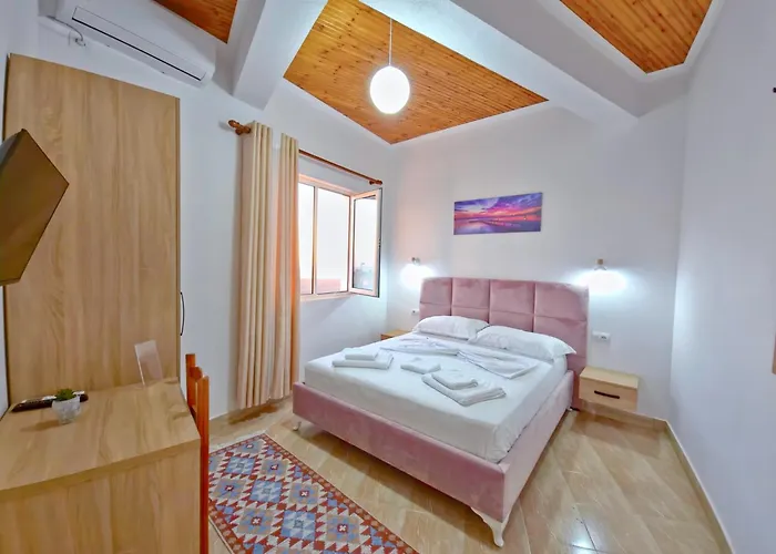Enma Rooms