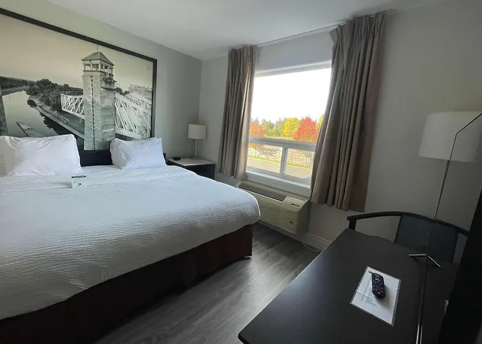Super 8 By Wyndham Peterborough
