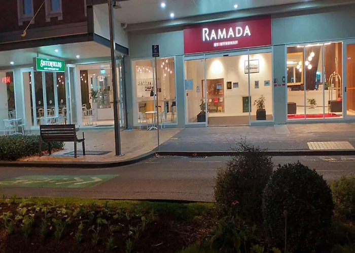 Ramada By Wyndham, Hamilton City Center