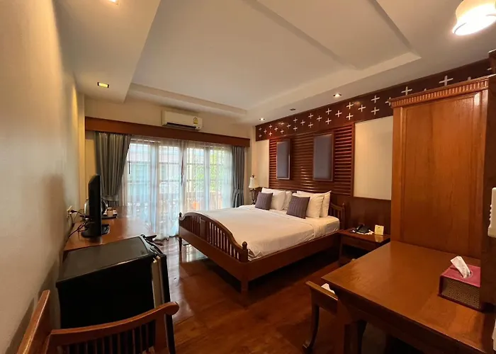 Sripat Guesthouse SHA Extra Plus