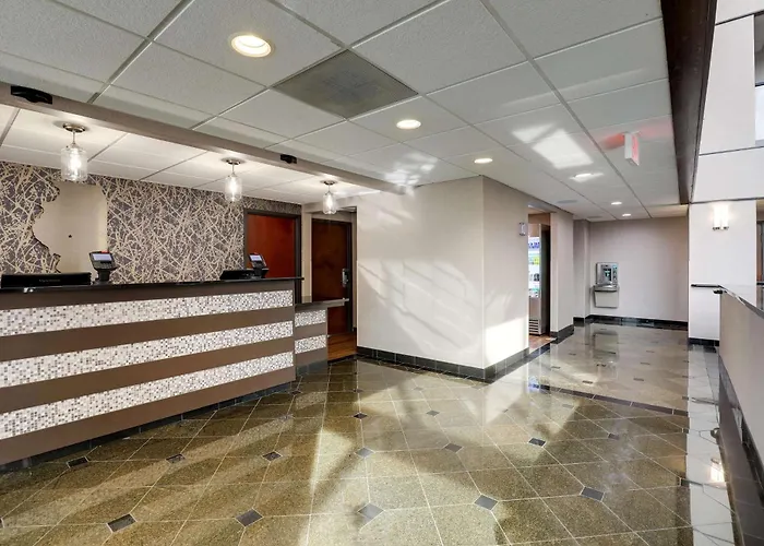 Drury Inn & Suites Springfield
