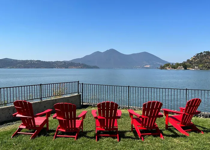 Clear Lake Cottages & Marina Clearlake
