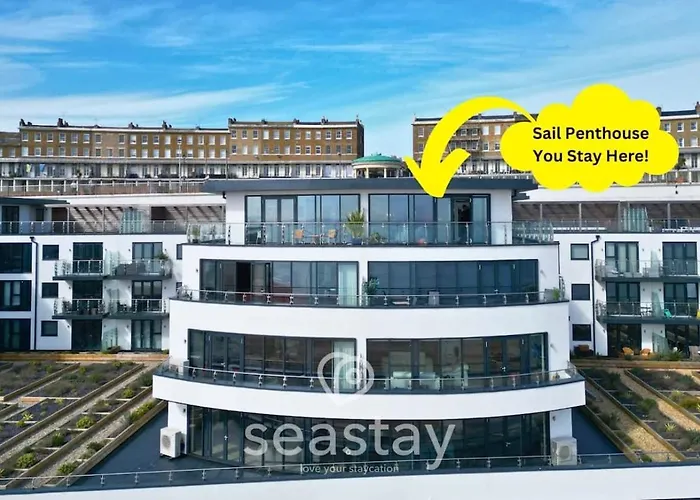 Sail Penthouse - Beach & Parking