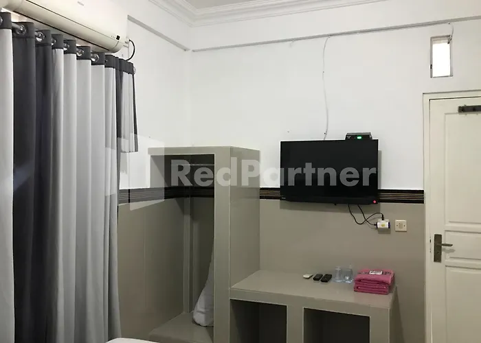 Hotel Gamary Redpartner Sidorejo