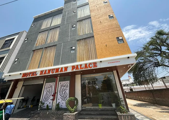 Hotel Hanuman Palace-450 Meter Khatu Shayam Ji Temple