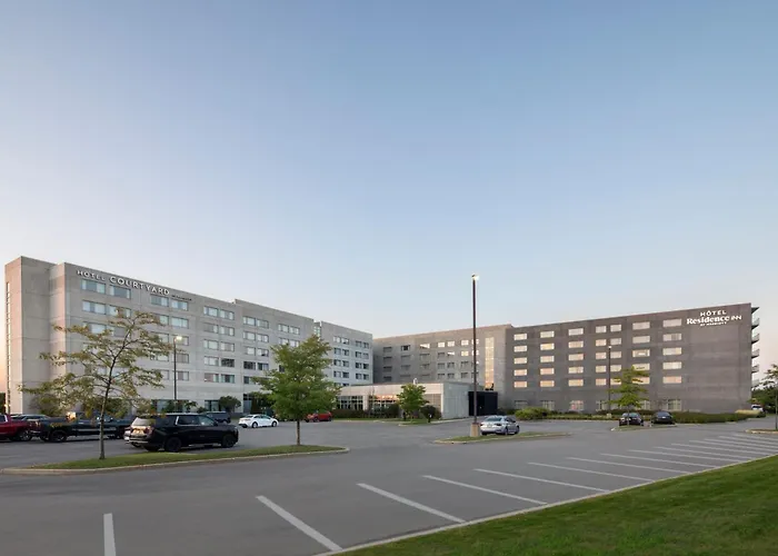 Courtyard By Marriott Montreal Airport