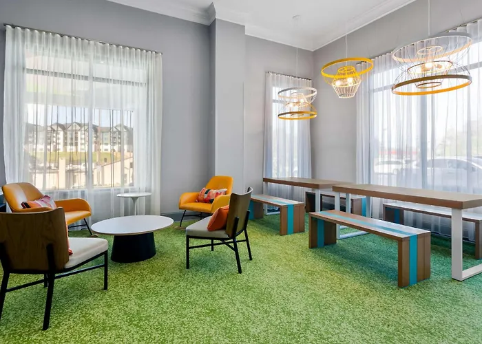 Spark By Hilton Daleville Roanoke North