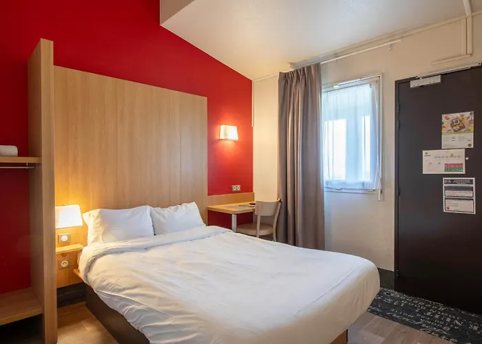 B&B HOTEL Amiens Longueau