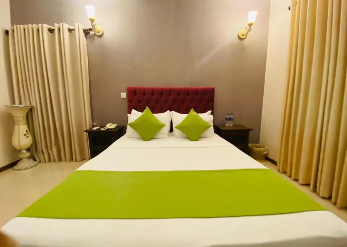 Forever City Hotel