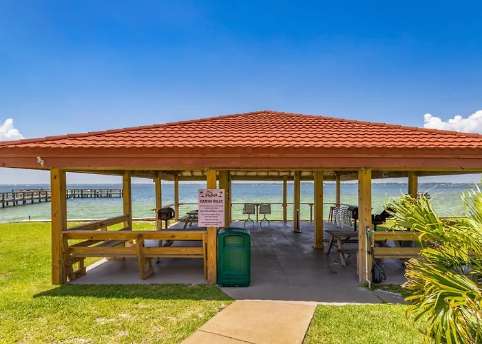 Sunset Harbor Palms 1-308