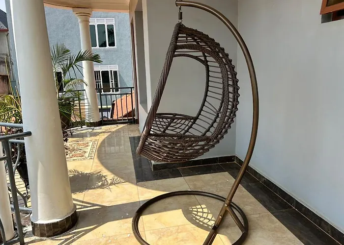 The Vibrant Lodge Gacuriro