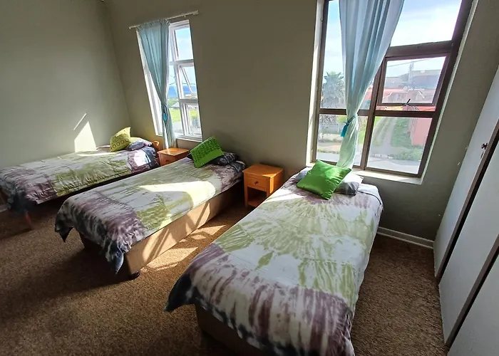 Oceanic Flashpackers Accommodation