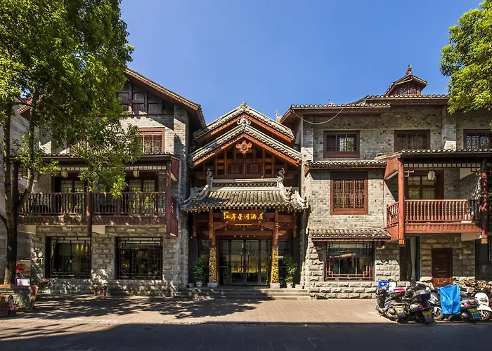 Fenghuang Jiang'An Xinghe Hotel