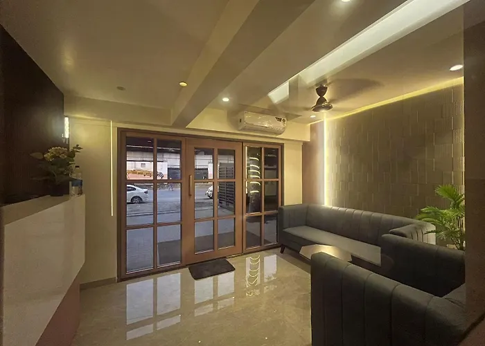 Hotel Aura Inn Airoli ,Digha