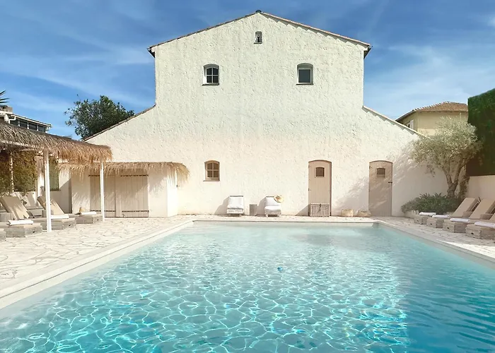 Blanc Sable Hotel