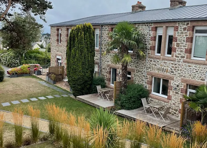 Hôtel Les Costans, The Originals Relais (Relais du Silence)