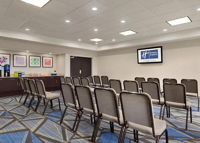 Holiday Inn Express Hotel & Suites Opelika Auburn By Ihg