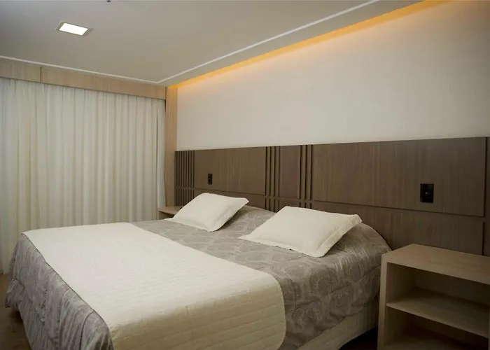 Mogano Premium Hotel - ELETROPOSTO