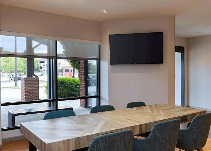 Towneplace Suites By Marriott Macon Mercer University