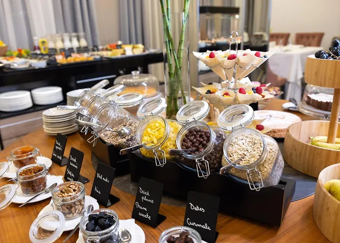 Tresor Le Palais Timisoara, Curio Collection By Hilton
