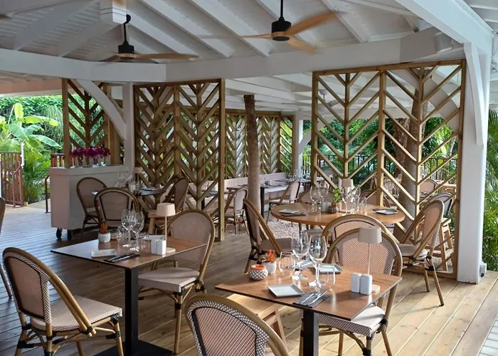 Palm Court Residence At Orient Bay -4 Stars