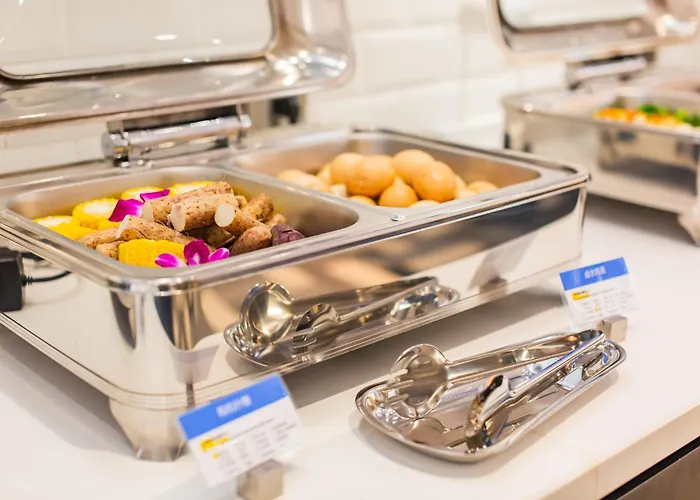 Holiday Inn Express Jiangmen Jianghai By Ihg