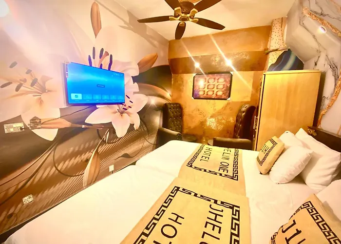 Jhelum One Hotel, Shandar Chowk