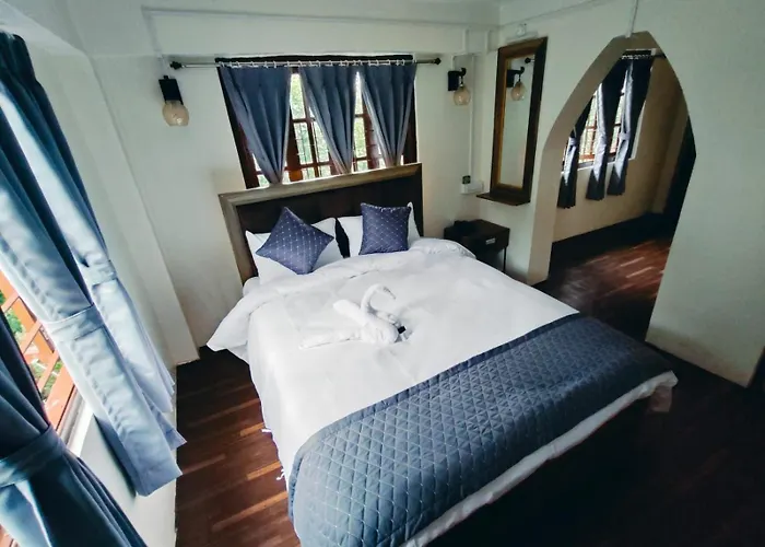 Hotel Buddha Mitra
