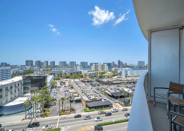 9Th Floor Suite At Trump Int Resort Sunny Isles