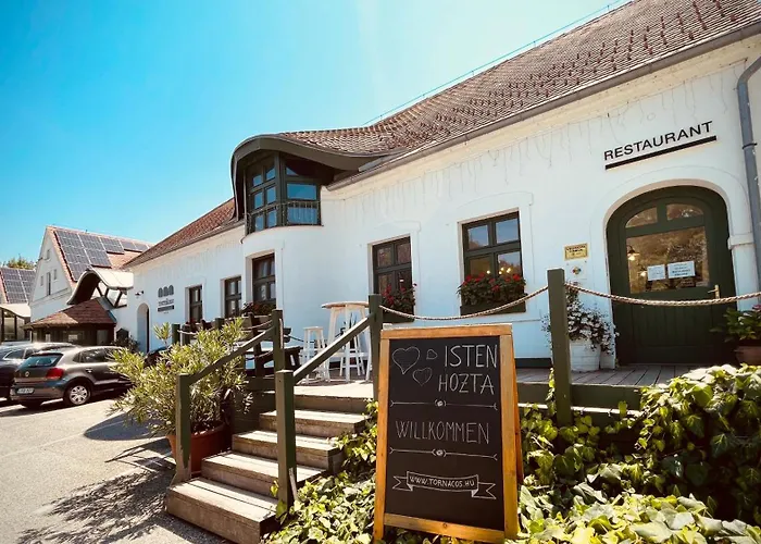 Tornacos Hotel - Hegyko