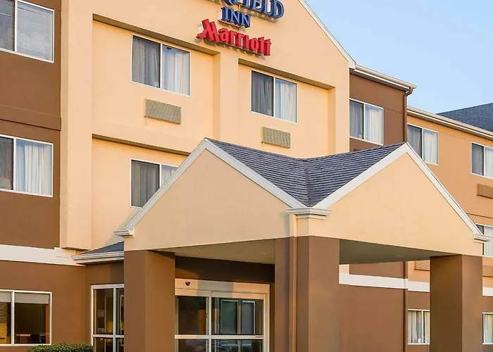 Fairfield Inn & Suites Holland