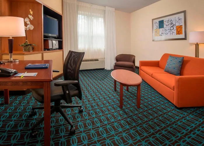 Fairfield Inn & Suites By Marriott Williamsburg