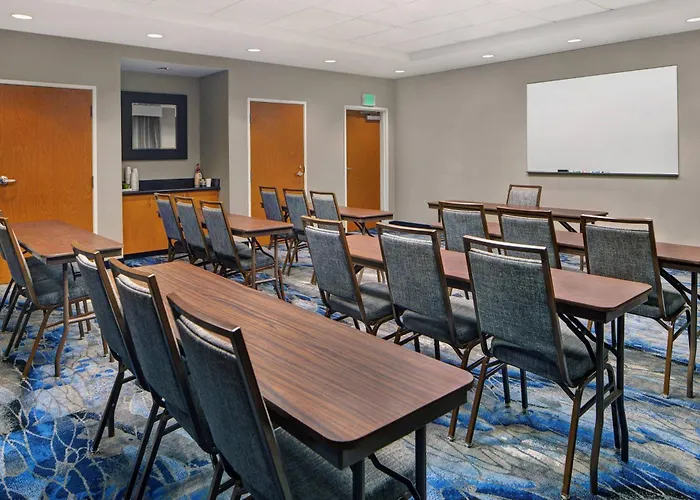 Fairfield Inn And Suites Carlsbad