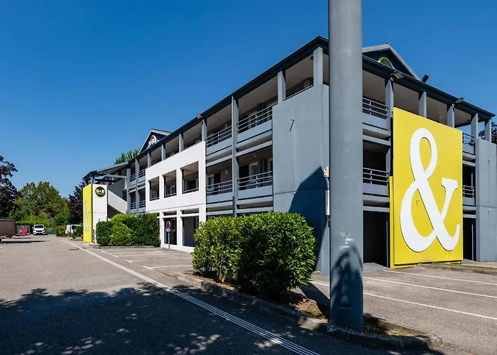 B&B HOTEL Grenoble Université Gières