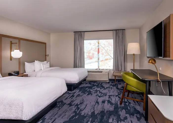 Fairfield Inn & Suites By Marriott Boston Walpole