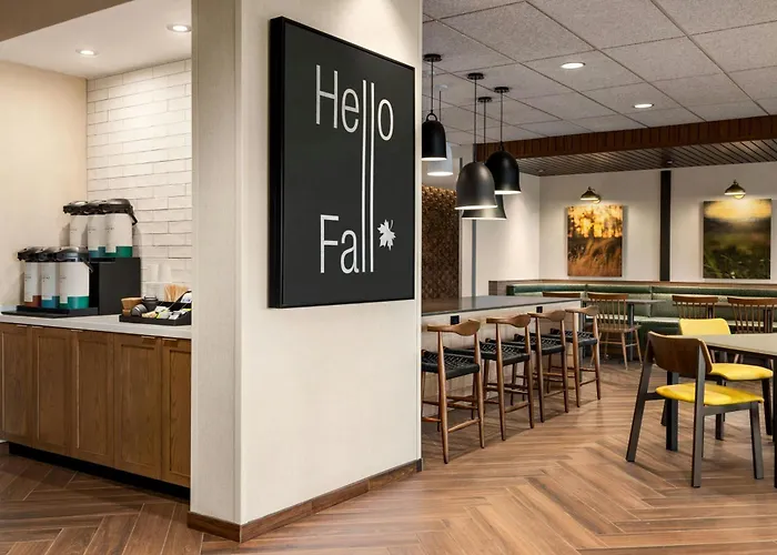 Fairfield By Marriott Inn & Suites Bethlehem Lehigh