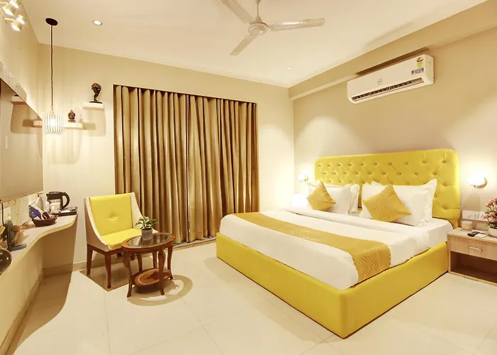 Limewood Stay Mall 51
