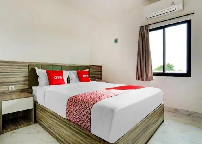 Oyo Capital O 90164 La'Rissa Residence