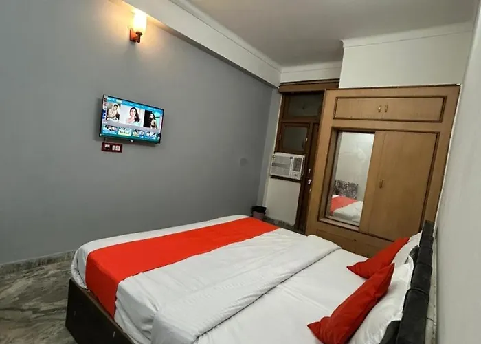 Hotel Ramya Palace