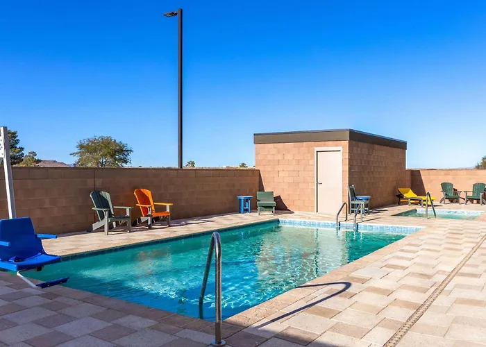 Hawthorn Extended Stay By Wyndham Kingman
