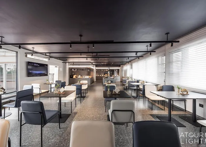 Atour Light Hotel Kunming Dongfeng Plaza Beijing Road