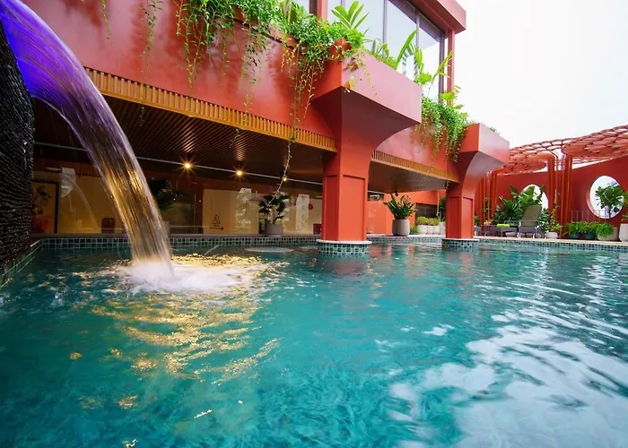 Me Saigon Boutique Hotel