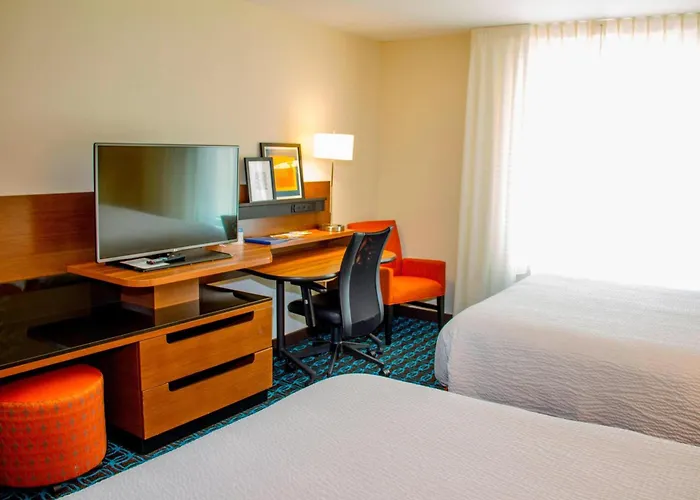 Wavecrest Lodge