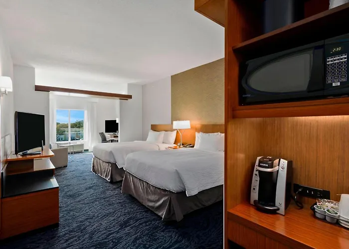 Fairfield Inn & Suites By Marriott St Petersburg North