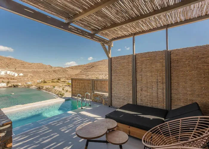 Amal Kythnos Suites