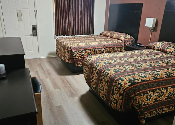Traveler'S Inn