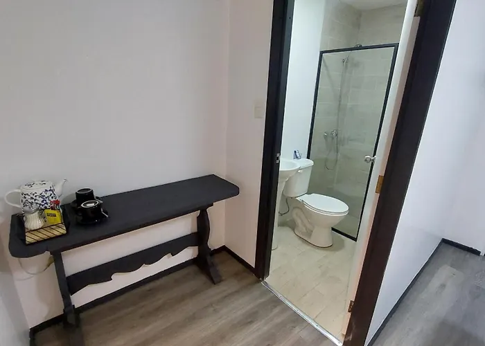 Bambu hostal - Alojamiento a pasos del mall y centro