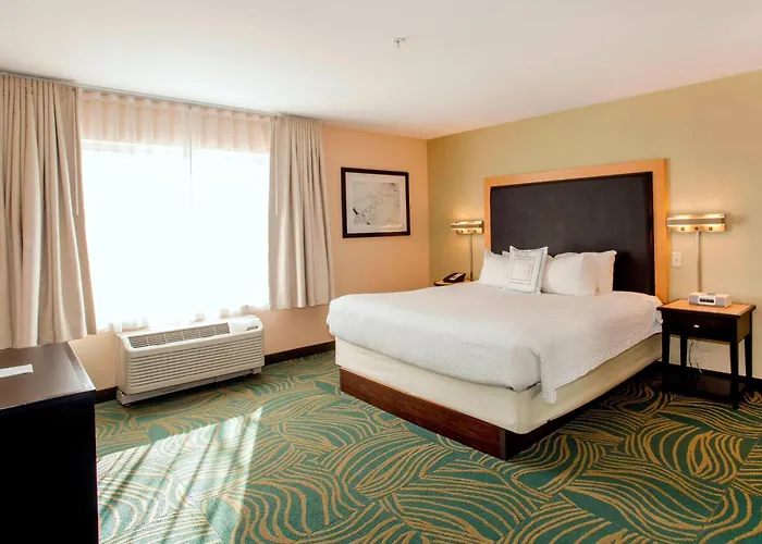 Springhill Suites By Marriott Pueblo Downtown
